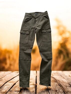 Splendid women’s Olive Cargo Pants - Utility Style